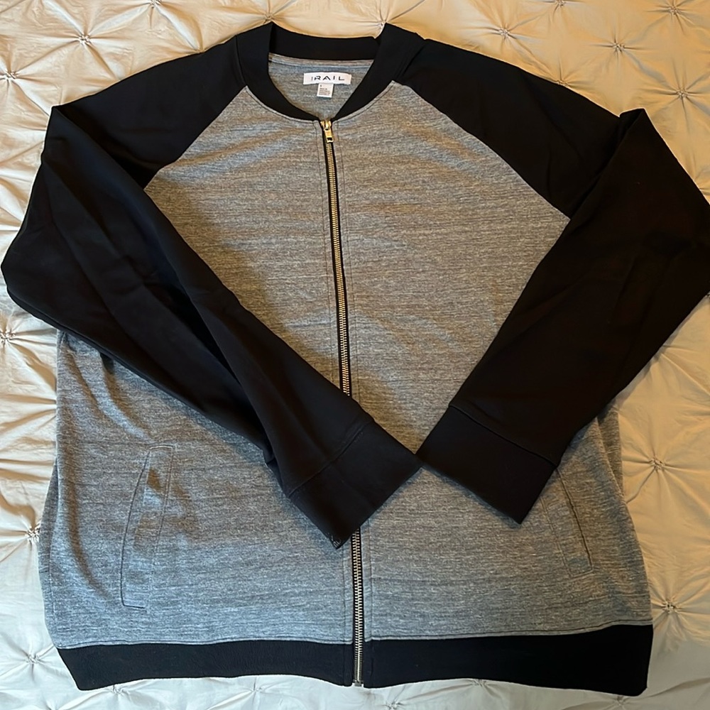 The Rail brand Men’s gray/black zip-up sweatshirt
